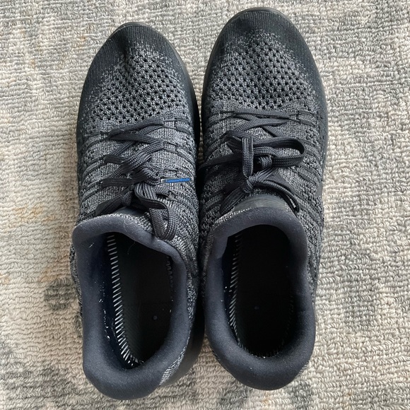 Nike LunarEpic Low Flyknit 2 Shoes - Picture 7 of 7